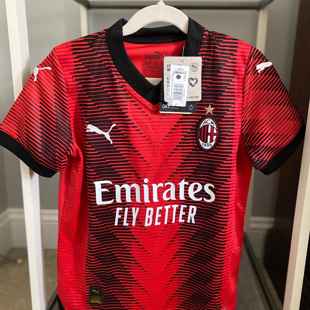 AC Milan Christian Pulisic Jersey
